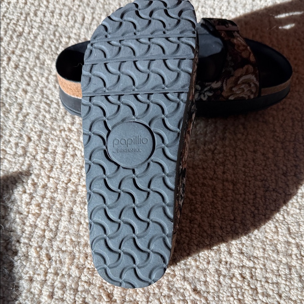 Birkenstock Black Floral Buckle Sandals - Picture 4 of 5